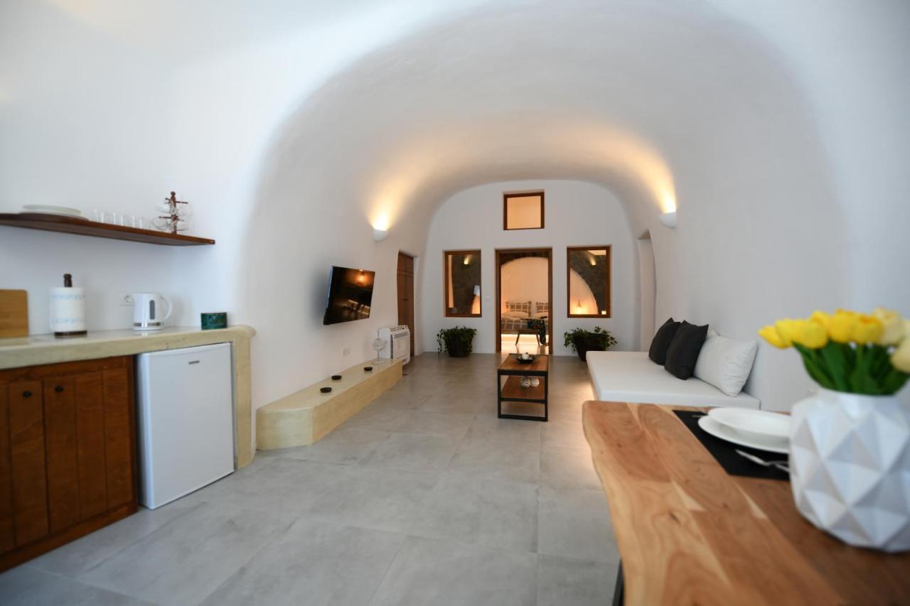 Luxe Efis Home Sea View 4 Villas & 4 Prive Jacuzzi Imerovigli  Exterior photo