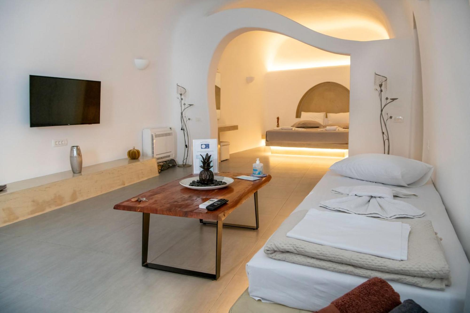 Luxe Efis Home Sea View 4 Villas & 4 Prive Jacuzzi Imerovigli  Exterior photo